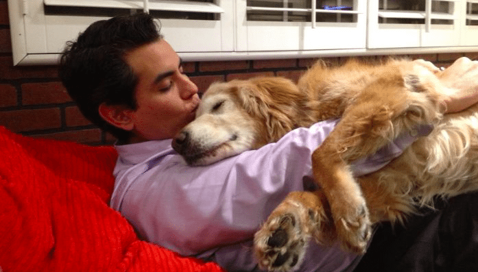 Kutyák, akik az adott pillanat érzését öleléssel tudták kifejezni - kutyaölelés