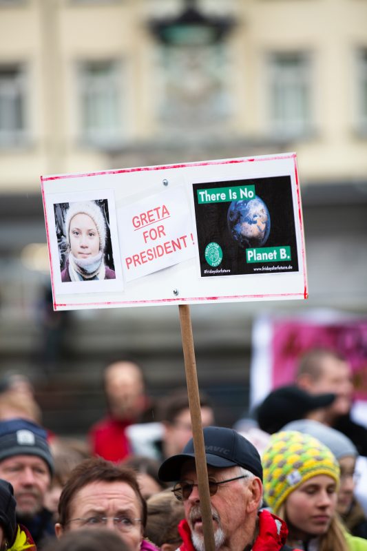 Greta Thunberg - egy fiatal lány, aki megváltoztatja a világot