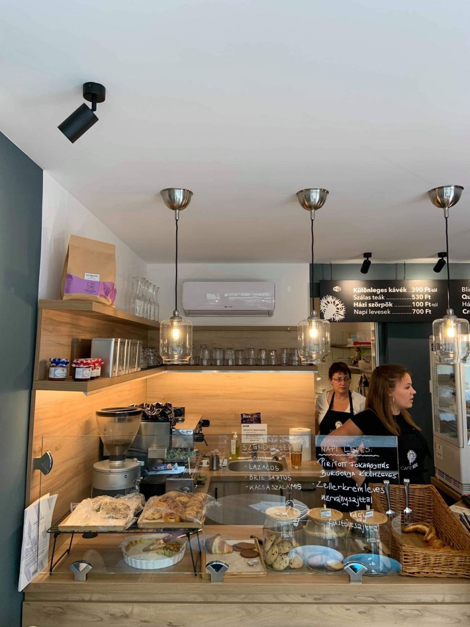 Cafe Blini