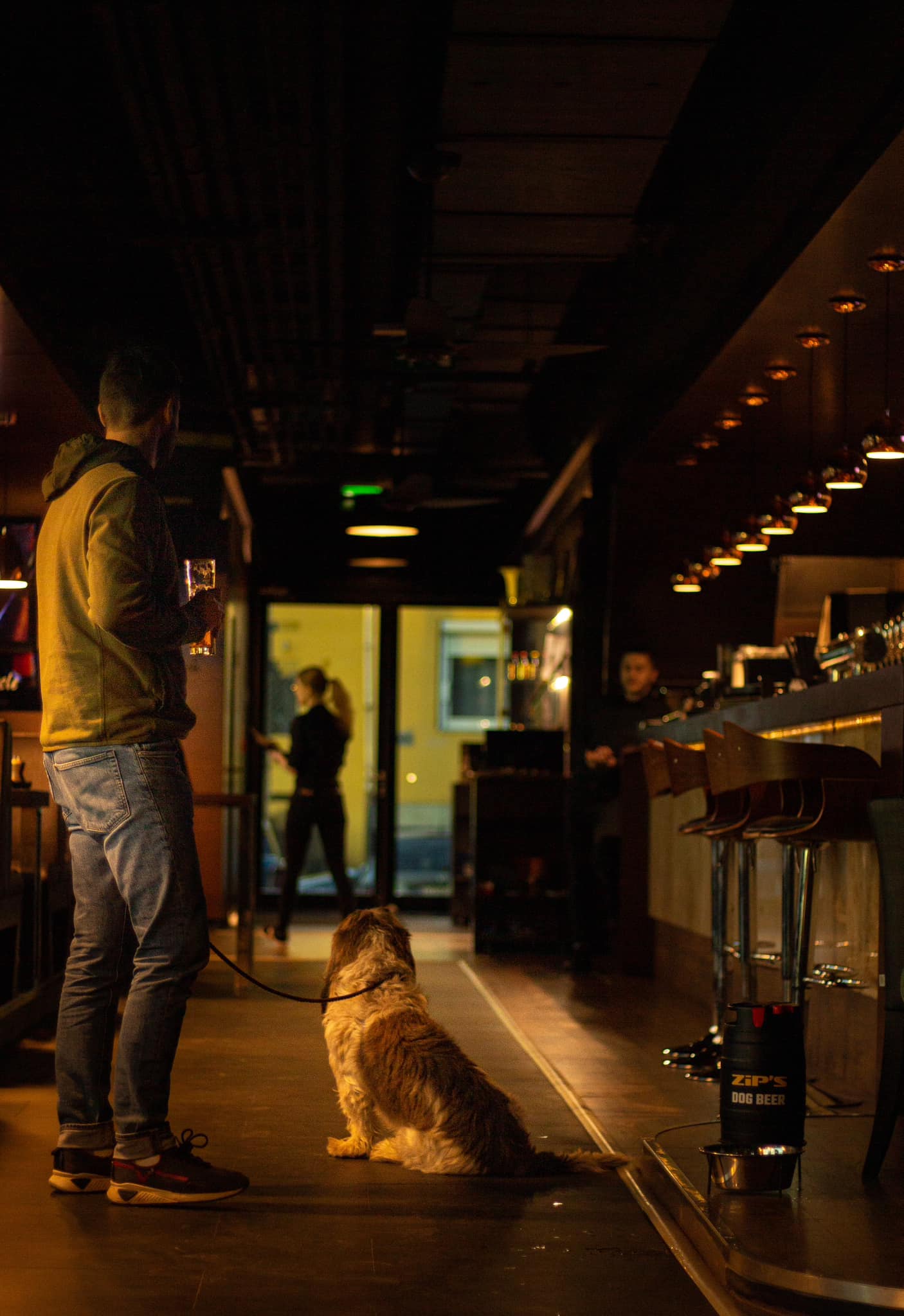 zips gastro & bar