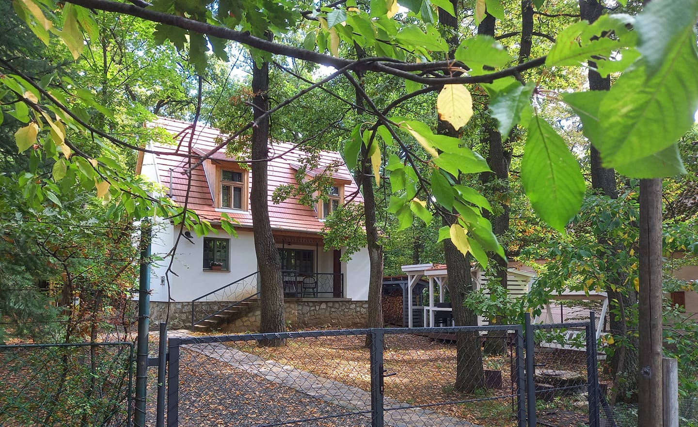 Noszvaj Huset